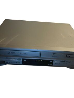 Electrohome VHS DVD 4 headed  combo vintage retro. Works good but no remote